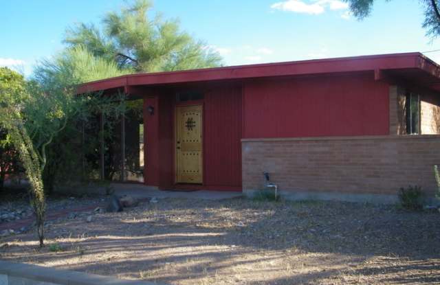 618 North Medford Drive photos photos
