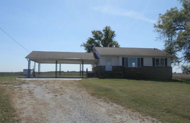 3 Bed 2 Bath Farmhouse! photos photos