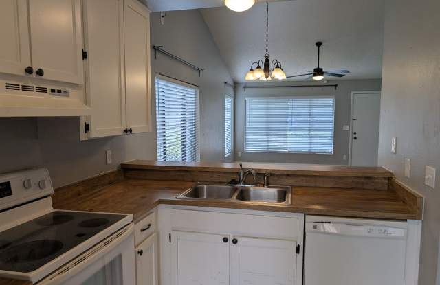 7807 Amberlea Ct Gallery 2
