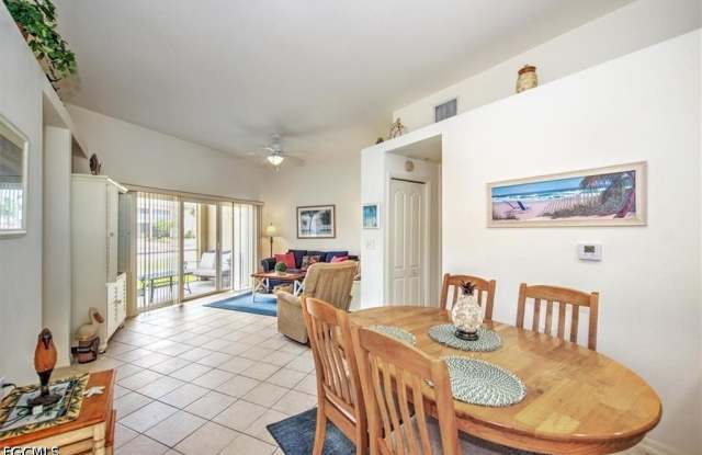 12171 Summergate Circle Gallery 4