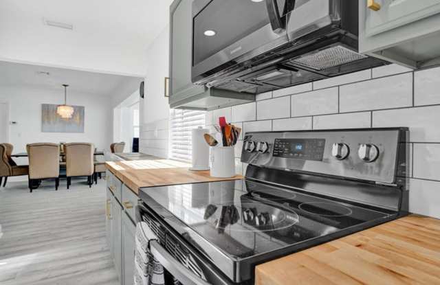 14 S Swinton Circle, Delray Beach, FL 33444 photos photos