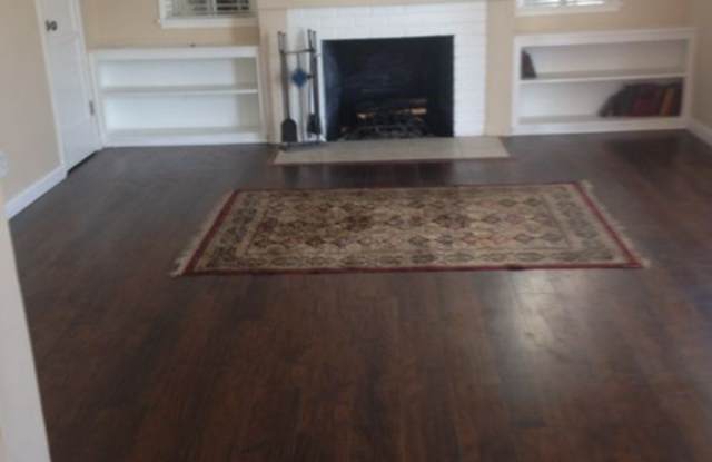 Lovely 3 Bed / 2 Bath home is located in a desirable Westchester neighborhood Gallery 4