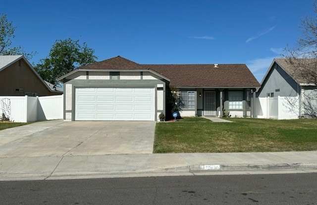 1067 Violet Street - 1067 Violet Street, Hemet, CA 92545