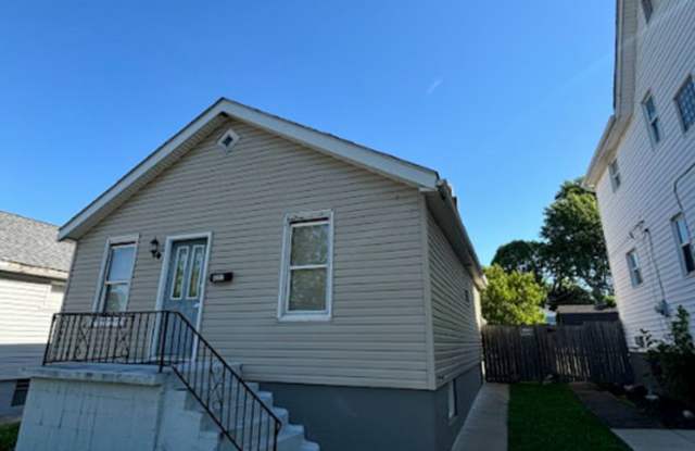 4351 Bingham Ave - 4351 Bingham Avenue, St. Louis, MO 63116