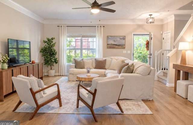 1415 Bay Overlook- Drive Gallery 2