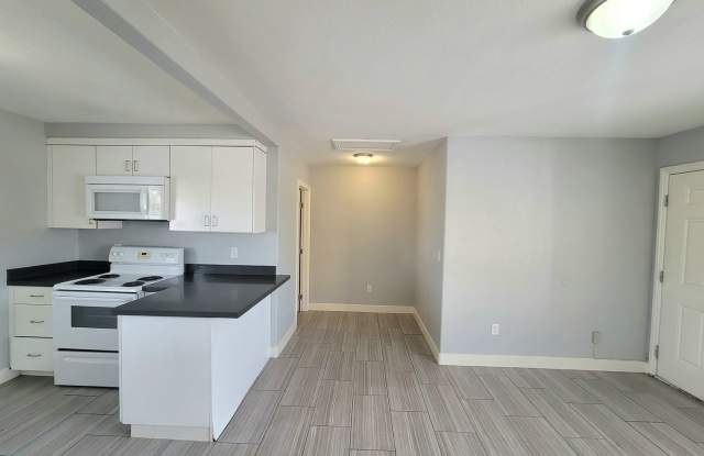 224 N 13th Street photos photos