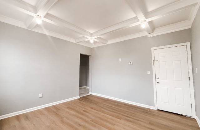 807 S 17th Street Gallery 4