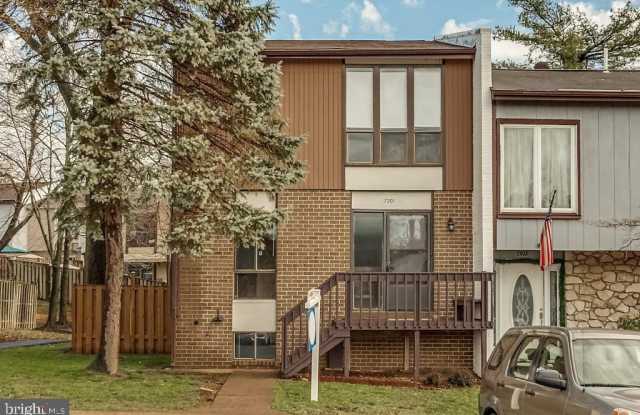 7301 LARRUP Court photos photos