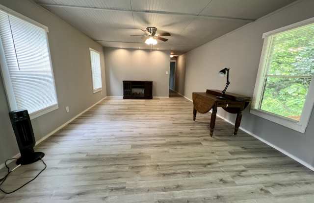 62 Mandalay Dr Gallery 3