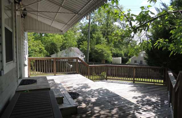 327 Fort Dale Road Gallery 4