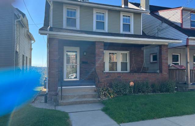 Ross Township/Westview area - 307 Ridgewood Avenue, West View, PA 15229