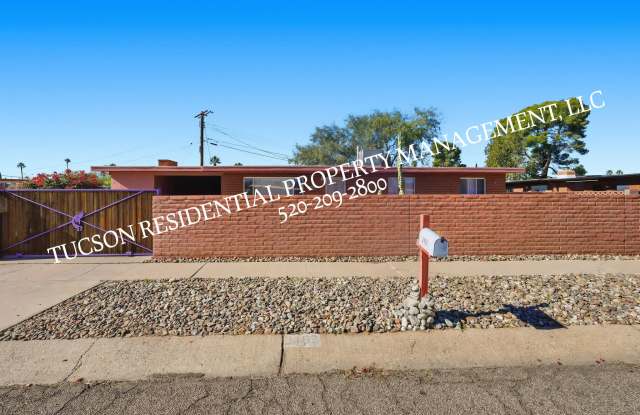 2402 South Calle Yucatan photos photos