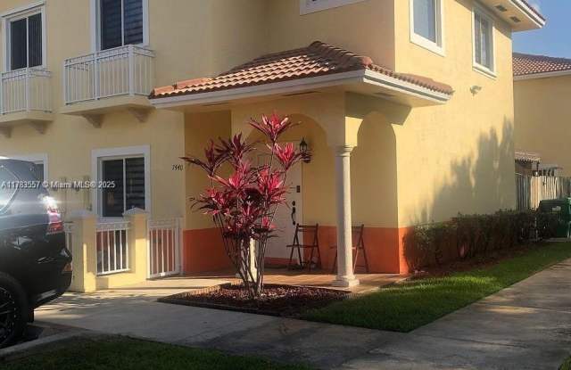 7440 NW 182nd photos photos