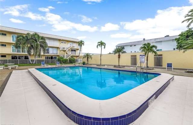 1100 8th Ave S unit: H227 photos photos