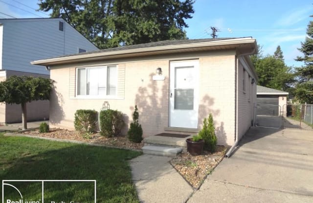32829 WARKOP - 32829 Warkop Avenue, Warren, MI 48093