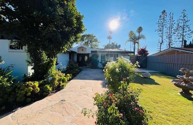 6201 Corbin Avenue photos photos