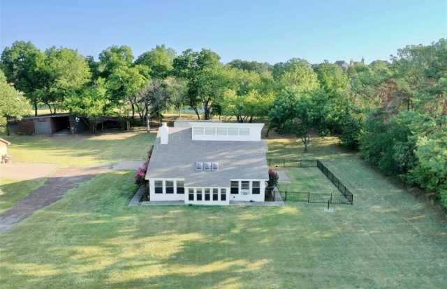 220 Sweet Street - 220 Sweet Street, Southlake, TX 76092
