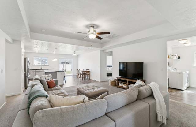 19340 Kiowa Creek Way Gallery 2