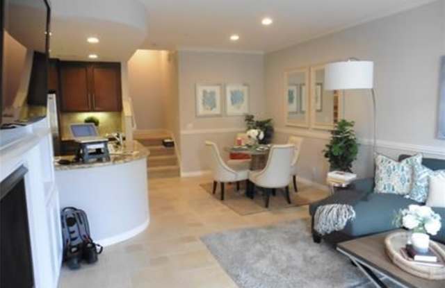 53 Brownstone Way Gallery 3