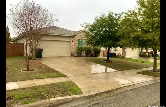 2423 Dimmitt Dr - 2423 Dimmitt Drive, New Braunfels, TX 78130