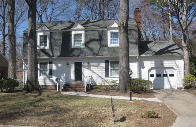 704 Prescott Circle - 704 Prescott Circle, Newport News, VA 23602