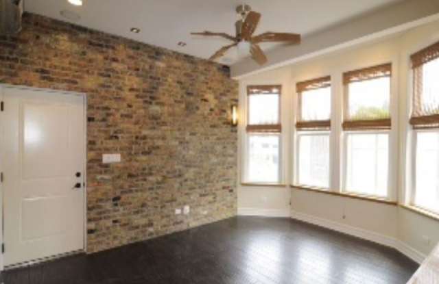 847 W Addison St # 3r - 847 W Addison St, Chicago, IL 60657