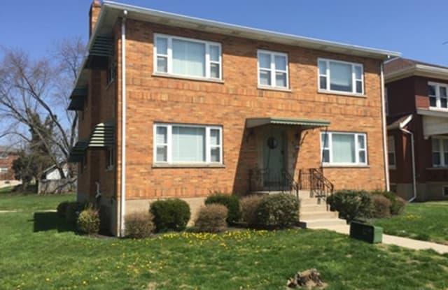 2 Idaho Avenue - 3 photos photos