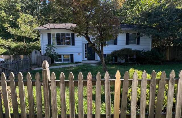 Charming 3-bedroom, 2-bath home in Upper Marlboro, MD Gallery 1