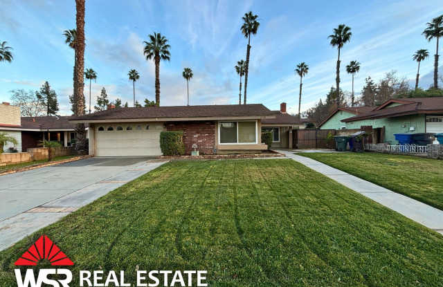 Spacious 5 Bedroom Home Near Victoria Ave with Easy Freeway Access Gallery 3
