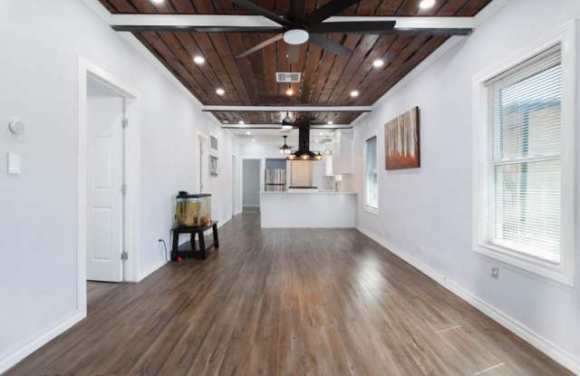 560 West Highland Boulevard photos photos