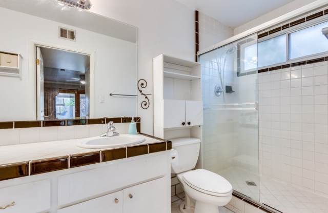 740 E Hermosa Dr Gallery 4
