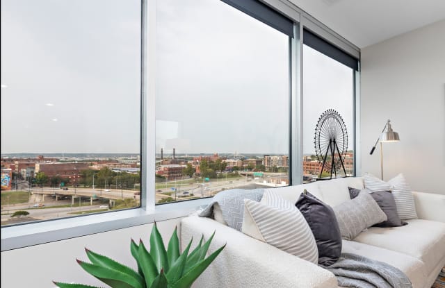 Flashcube Luxury Apartments Gallery 2