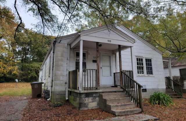 2 Bedroom 1 Bathroom Duplex! photos photos