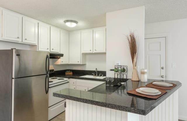 Elan Loma Highlands Gallery 4