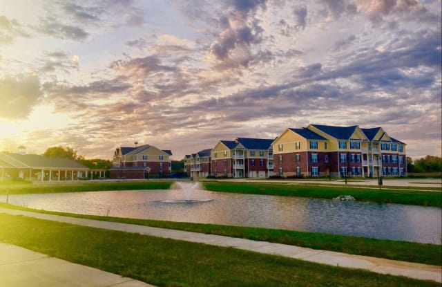 Double Creek Flats Apartments Gallery 2