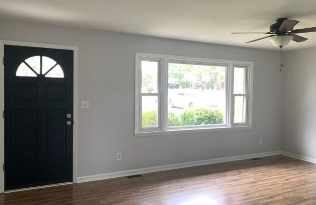 Brick Ranch House In Bedford Gallery 4