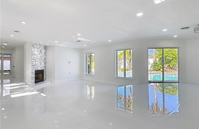 1200 Poitras Drive Gallery 2