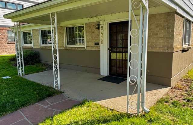 Two Bedroom Bungalow in Sloans Lake/West Highland Neighborhood!!! Available NOW! New Carpet, A/C,  Fenced Backyard!! photos photos