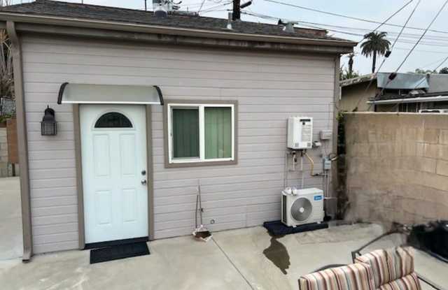 1010 Florence Place photos photos