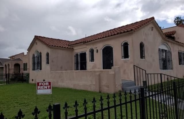 5156 Arlington Avenue - 5156 Arlington Avenue, Los Angeles, CA 90043