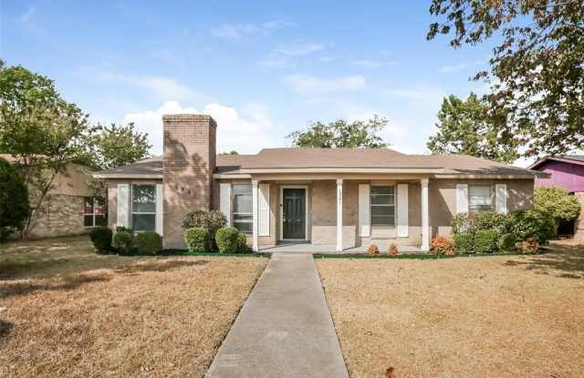 1341 Oakbluff Drive - 1341 Oakbluff Drive, Lancaster, TX 75146