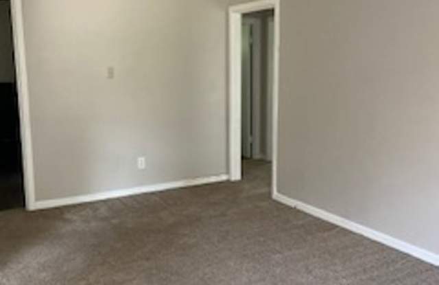1309 S. San Jose Drive Gallery 4