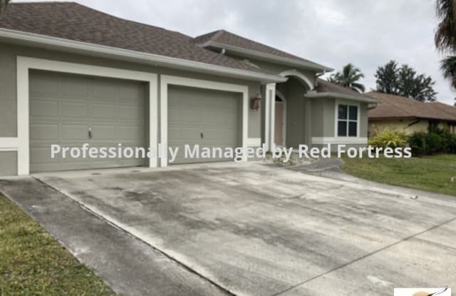 2224 Isle of Pines Ave - 2224 Isle of Pines Avenue, Fort Myers Shores, FL 33905