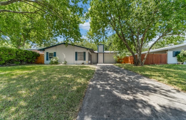 2514 Woodbury Drive - 2514 Woodbury St, San Antonio, TX 78217