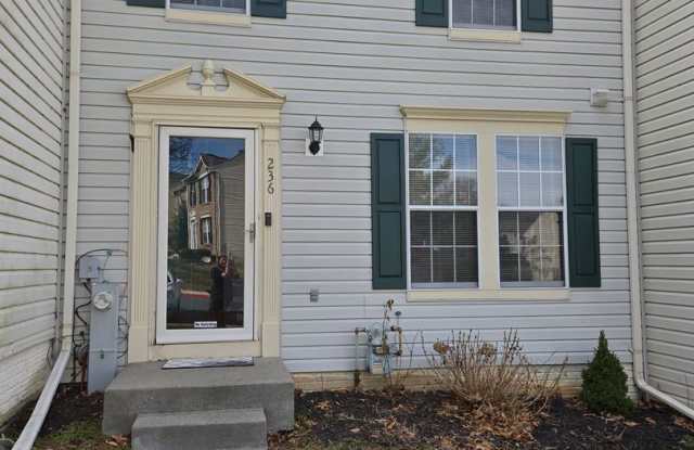 Spacious 3BR Townhouse in Sought-After Constant Friendship – Minutes to Everything! photos photos