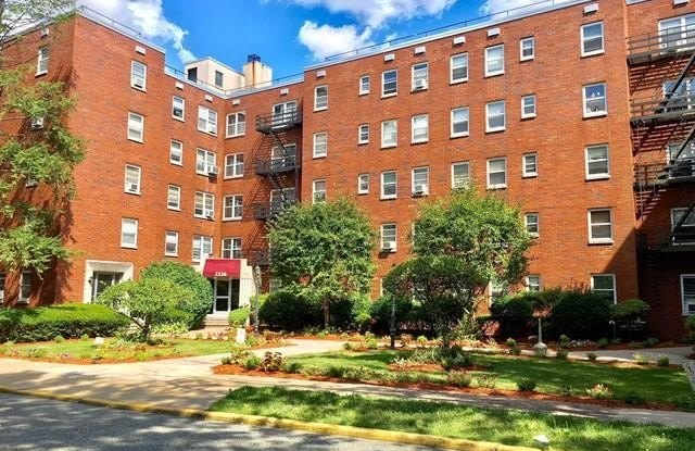 2330 Linwood Avenue 2 C photos photos