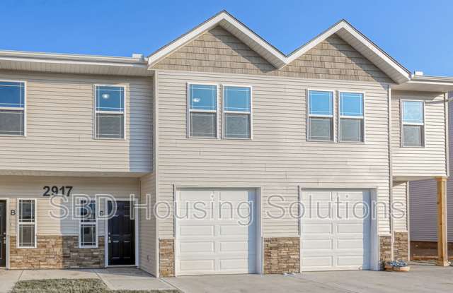 2924 S Harvard Ave - 2924 South Harvard Avenue, Independence, MO 64052