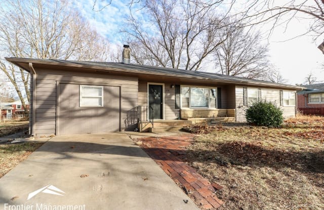 714 Midland Ave. - 714 Midland Avenue, Manhattan, KS 66502