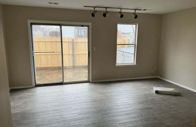 284 Woodlake Manor Drive Gallery 4