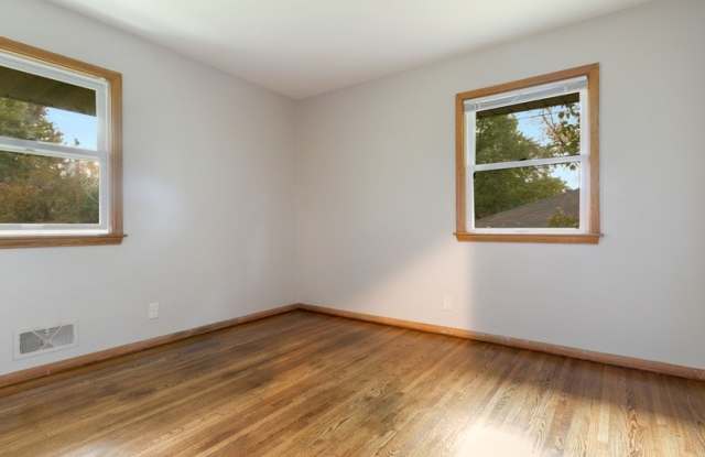 4817 Diane Drive Gallery 4